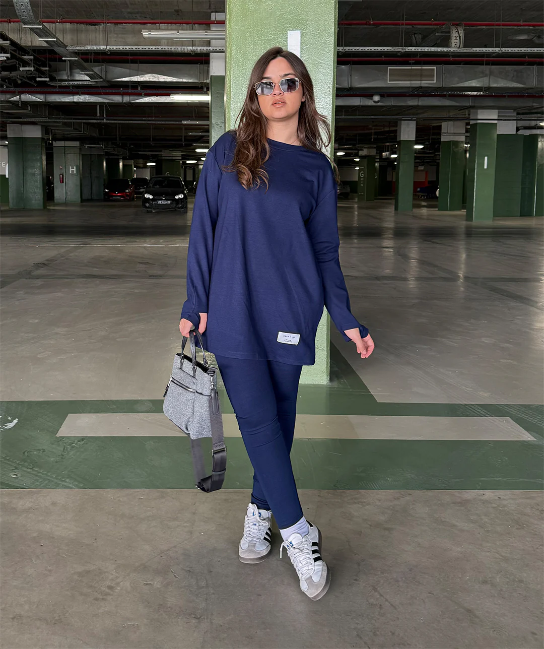 Ensemble Avani Oversized Shirt + Leggings - Image 3